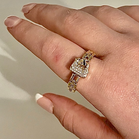 Unique ring - Picture 6 of 12